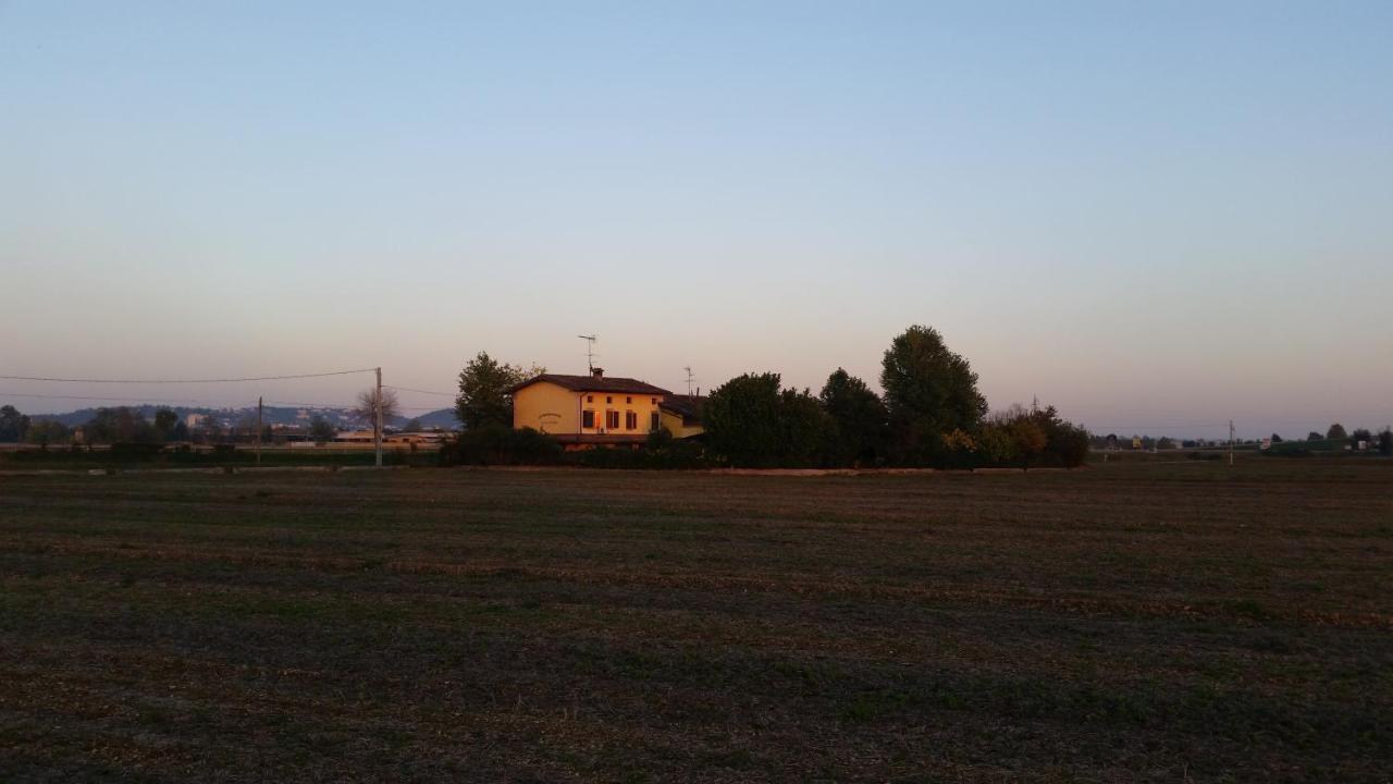 Bed and Breakfast La Cascina Di Alice Castiglione Delle Stiviere Exterior foto
