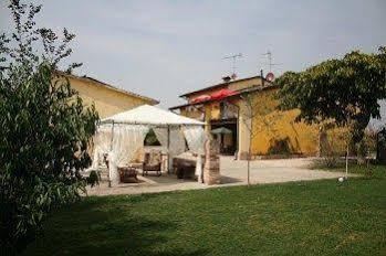 Bed and Breakfast La Cascina Di Alice Castiglione Delle Stiviere Exterior foto